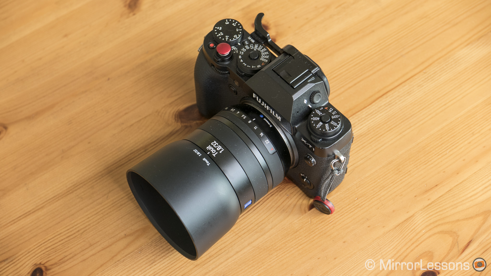 smal halfgeleider verzekering The Tale of Two Touits – Part II – Touit 32mm f/1.8 Review