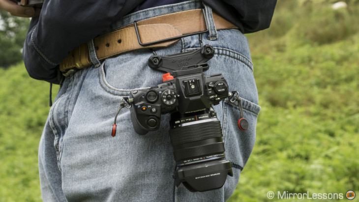 Your Mirrorless Right At Your Fingertips – The B-Grip Uno Camera ...